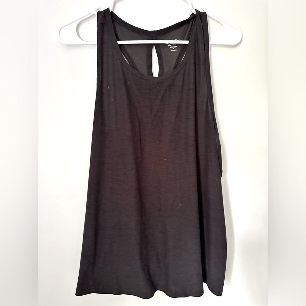 🩶 Dark Gray Old Navy Active Cut Out Back Tank! 🩶